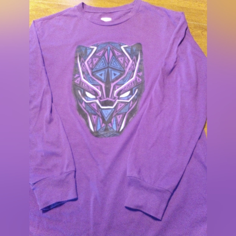 Black Panther Purple Long Sleeve Graphic T- Shirt Marvel Medium